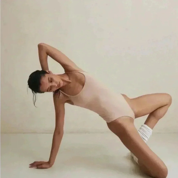 CLYQUE THE LABEL DONYA NUDE BODYSUIT TAN BEIGE THIN STRAP THONG LOW CUT-NWT - Picture 8 of 8